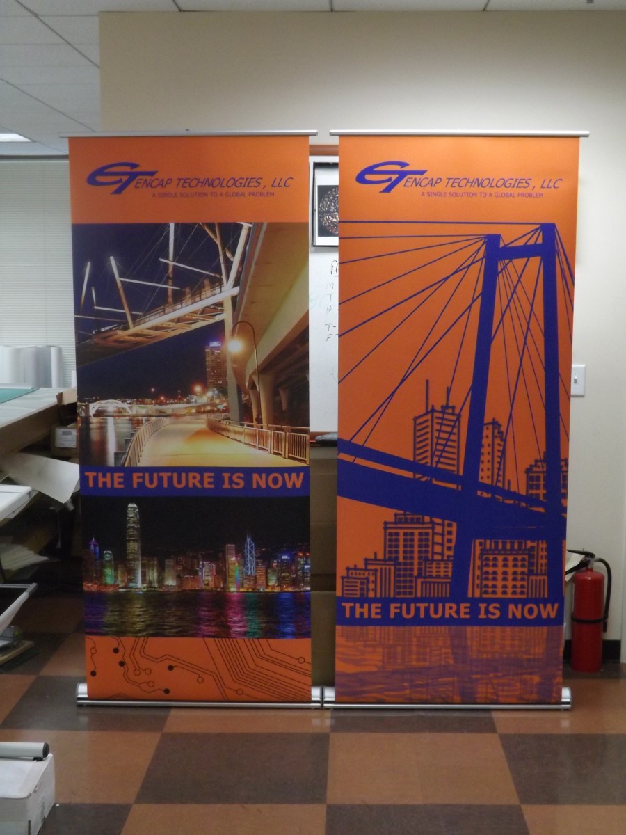 Retractable Banners vs. Rigid Signs: Picking the Right Display for Your Atlanta Event